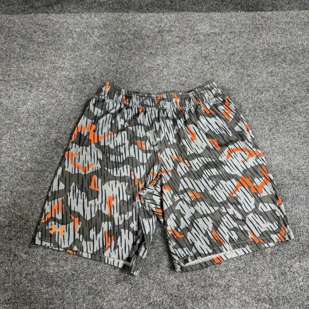 Under Armour Mens Large Loose Camo Shorts Gray Orange Athletic Training Gym
